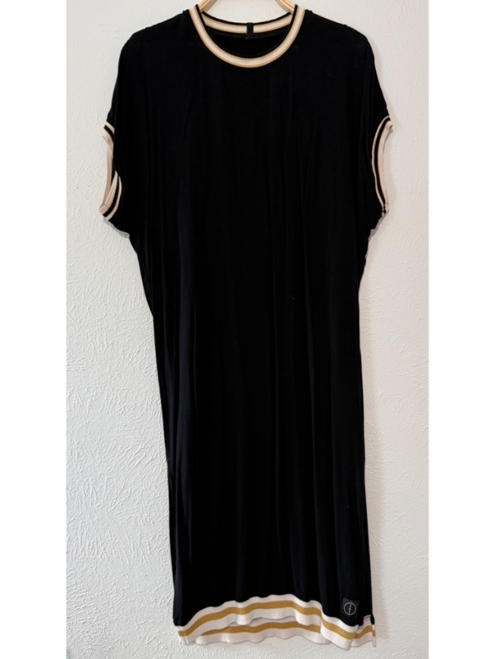 Taller Devestuario Black Midi Oversized Dress side Splits, Med
